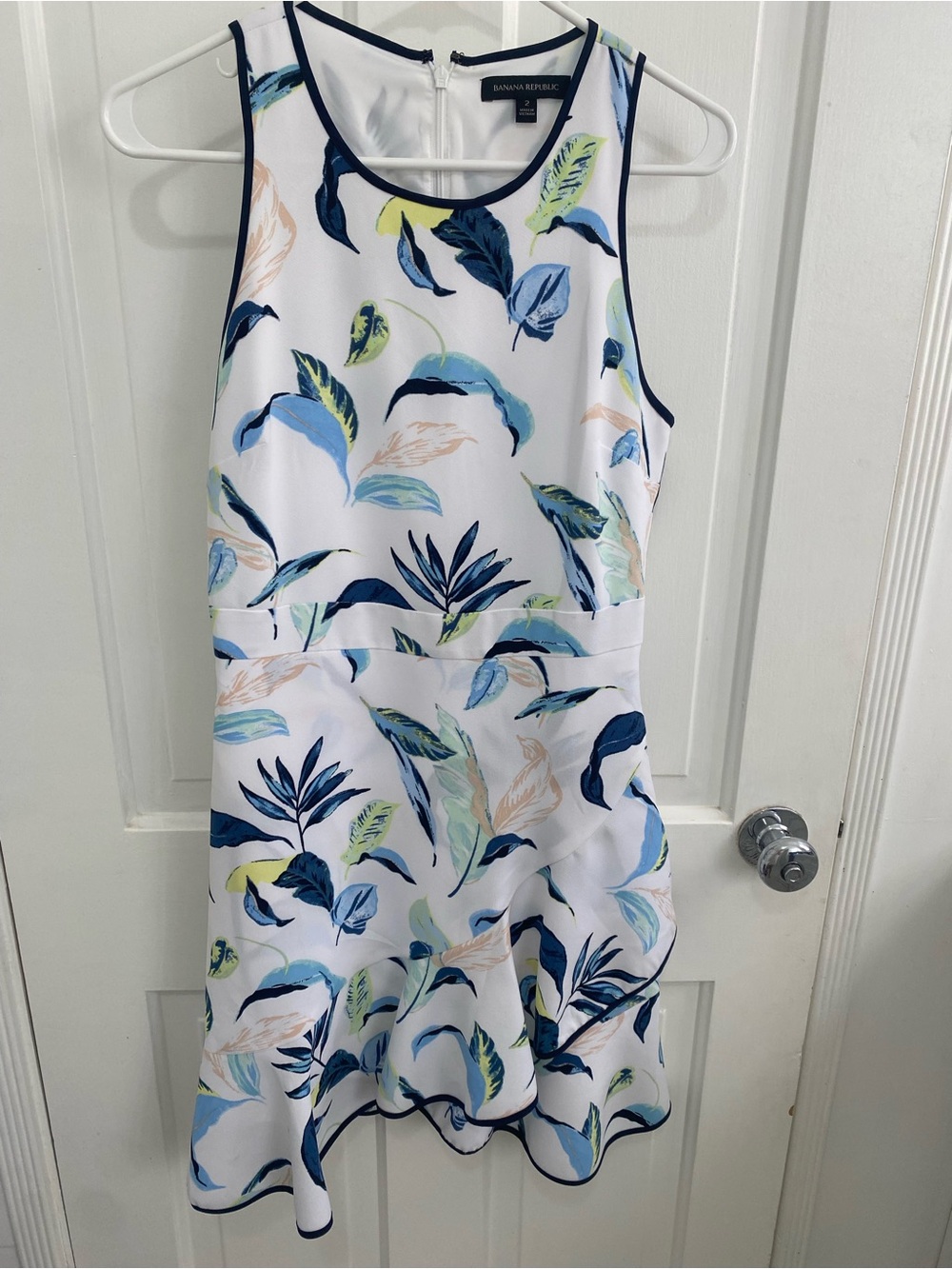 Banana Republic White Floral Leaf-Print Tank Dress with Navy Trim